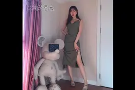 【豆太】我最爱的🦋夏日神仙吊带裙试穿搭配分享视频封面