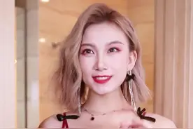 办公室恋情被领导发现了该怎么办？视频封面