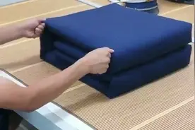 教你们如何叠豆腐块。