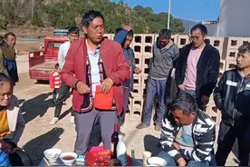 農村喜事，笛子掛紅順口溜，一個比一個厲害视频封面