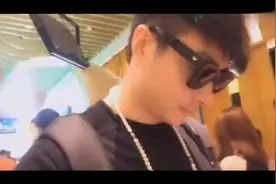 帝师退钱后带老婆去101大楼与山东人起了冲突,这态度真横!视频封面