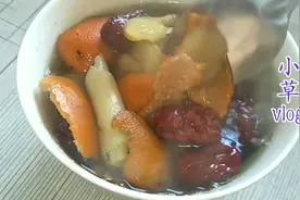 二胎宝妈感冒了，又不敢吃药，怕影响胎儿，自己熬姜汤喝！视频封面