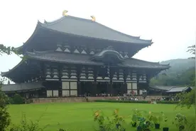 日本最奇葩寺庙，里面不供奉佛像，全是内衣、丝袜等女性衣物视频封面