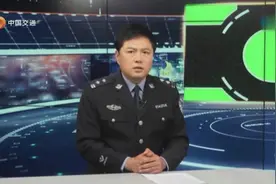 环岛路出行，应该遵循怎样的通行规则，到底谁有优先通行权呢？视频封面