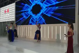 烟台夏季车展~红旗展台小提琴演奏视频封面