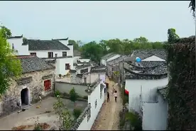 田枣儿考上大学了，福根嫂子来逼婚，确被田枣儿她二姨顶了回来视频封面