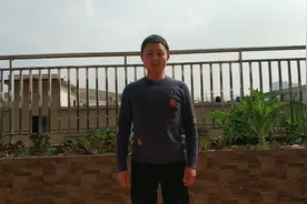 海阳爸妈在重庆老家山城的房子你懂的，日常顶楼却是负一楼视频封面