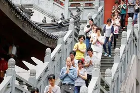 我国最“纯净”的寺庙，门票免费，斋饭随便吃，却不让这种人进入视频封面