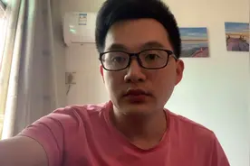 假设你有10万块钱，每个月收益10%，一年以后想知道变成多少吗？视频封面