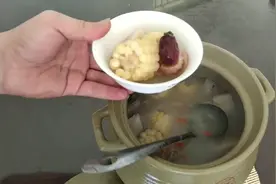 小孩吃了这汤增加免疫力，最重要的是放了这一样好东西，值得收藏