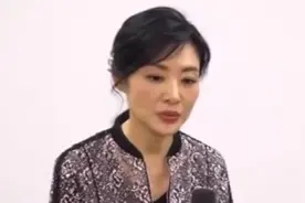 51岁央视一姐周涛近照，2婚嫁入豪门被宠15年，如今保养的似少女视频封面