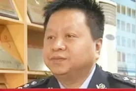 男子交友“警花”被骗，面对警察上门，骗子从容应对带警察去找人