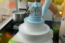 唯美的音乐盒蛋糕，爸爸献给自己周岁公主的生日礼物，大家喜欢吗视频封面