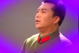 上个世纪李双江唱的《怀念战友》前奏一响起顿时潸然泪下视频封面