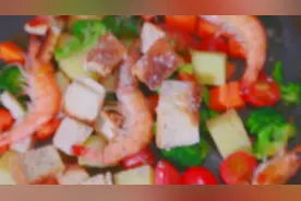 来一碗烤制蔬菜沙拉，温暖你的胃！