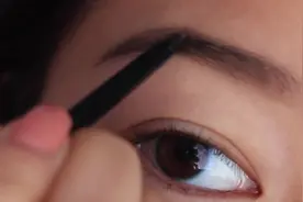 眉毛这样画最自然，超详细的画眉教程，新手一看就会