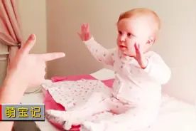 千万不要让爸爸单独带孩子，他真比宝宝会玩，但宝宝玩的也挺嗨！