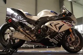 巅峰之作，宝马HP4 RACE，国内限量30辆，售价70万起！