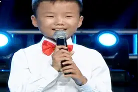 农村小哥一曲《小小少年》，天籁般的声音，极为好听，真棒视频封面