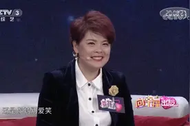 轮椅女孩五岁瘫痪七岁手术彻底失去行走能力，微笑讲述背后是辛酸视频封面