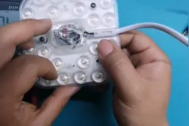 LED灯不亮通常就两个问题，简单处理下还能用视频封面