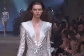 经典时装秀： 2020 伦敦时装周春夏时装秀视频封面