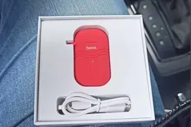 hoco单边耳机开箱，一个老滴滴司机的日常视频封面