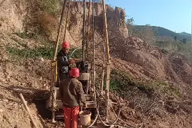 钻探师傅的日常工作几十个小时，每天工资几百元，挣的全是辛苦钱视频封面