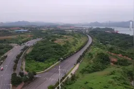 航拍湘潭九华金侨印象湘江实景，湘江湾区域未来发展大有可为！视频封面