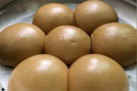红糖馒头发酵不起来？教你详细配比和揉面技巧，出锅个个蓬松宣软视频封面