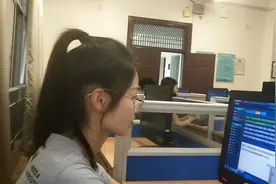 杭州联合银行集训第一天/ 一整天都呆在技能教室，晚上回寝室居然视频封面