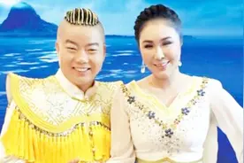 蒙克/乌兰托娅对唱《敖包再相会》歌声太感人了视频封面