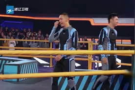 综艺片段：第二组挑战开始，陈伟霆黄景瑜玩越障抓人视频封面