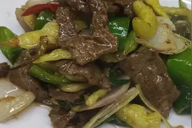七十四菜之：野山椒炒牛肉，辣味菜