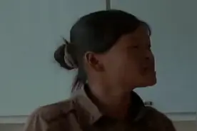 女子被龙卷风带上天，事后竟完好无损，女子现场口述亲身经历视频封面