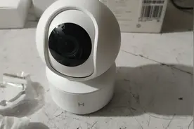 小米小白云台无线摄像头介绍  智能家居 只需一个软件24小时监控视频封面
