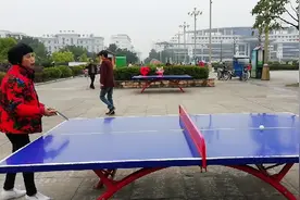 妈妈跟我打不过，跟奶奶打不过视频封面