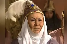 成吉思汗：成吉思汗打败花剌子模苏丹，是如何处置他的母后和妃子视频封面