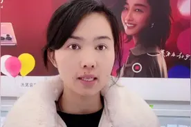 一台手机能多个微信还能设置两个不同密码进入不同桌面 非常有趣