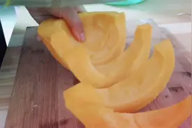 金瓜这样做简单美味又下饭，一次一大盘不够吃视频封面