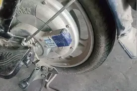电动车往前推可以动往后推就不动，应该怎样去解决？视频封面