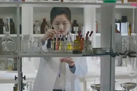 赵露思误食了打嗝花，一整天都不停打嗝，只能去求李宏毅帮忙了视频封面