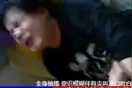 这个人腹部咕噜咕噜水声视频封面