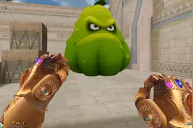 CF越南服搞笑捉迷藏，教肿瘤哥拆巨型窝瓜包！视频封面