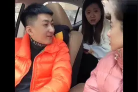 女闺蜜抱怨还没男朋友，小哥的神回复令她哑口无言，都忍住别笑视频封面