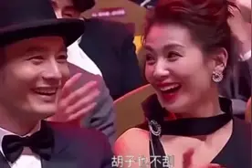 癞蛤蟆想吃天鹅肉