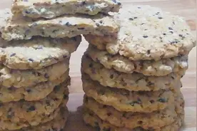 燕麦做饼干，低脂无糖，囗口香酥，可当零食可当主食，减肥必备视频封面