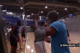 真实的“德鲁大叔”们，乔-约翰逊简直就是个投篮机器~！