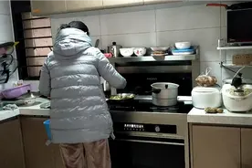 这样做的肥肠火锅真不错