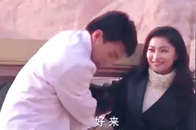 美女来试探工作！看到帅气男神！直接问你有老婆吗？太逗了哈视频封面